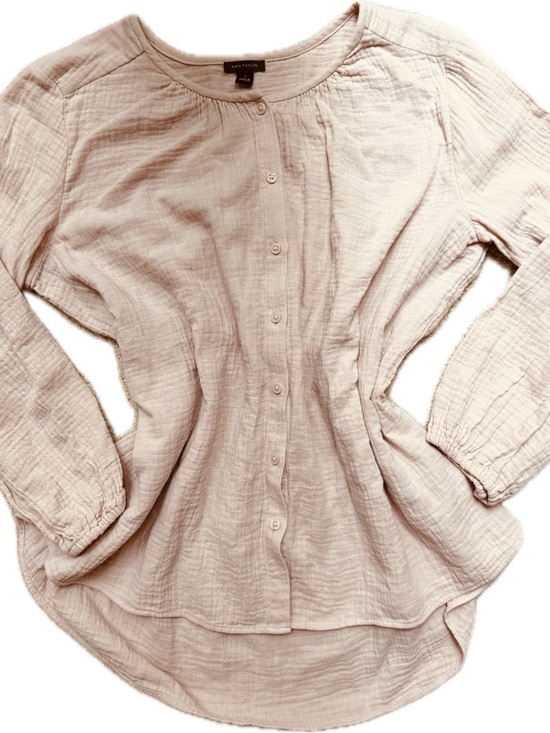 Ann Taylor Tops - Ann Taylor Lightweight Button-Down Gauze Blouse in Soft Pale Pink